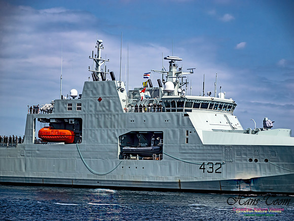 HMCS Max Bernays 106