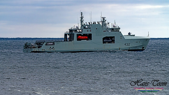 HMCS Max Bernays 103