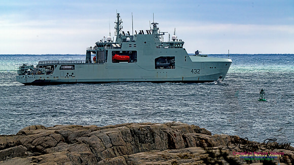 HMCS Max Bernays 102