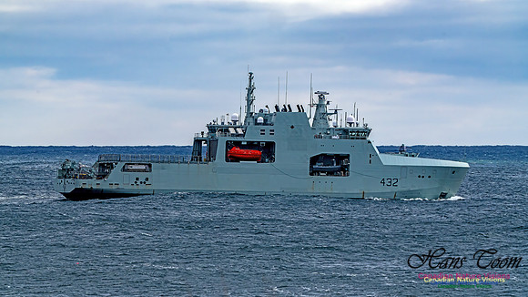 HMCS Max Bernays 105