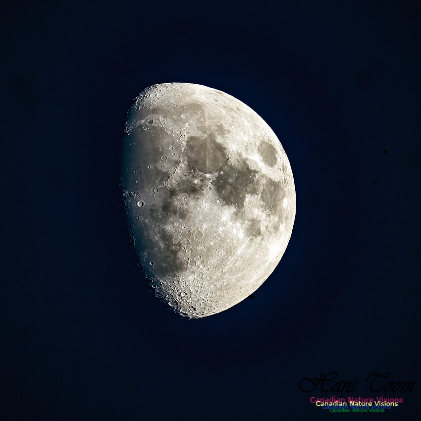 Moon at 71% 102