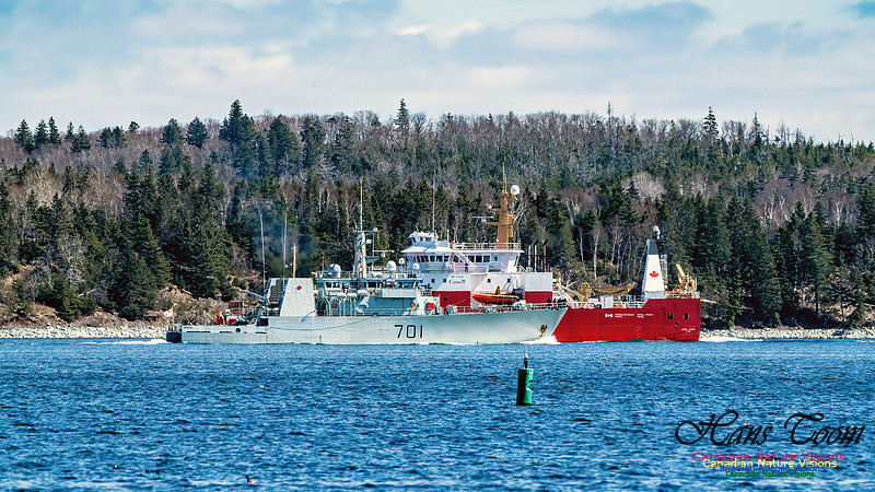 Harbour Traffic 124